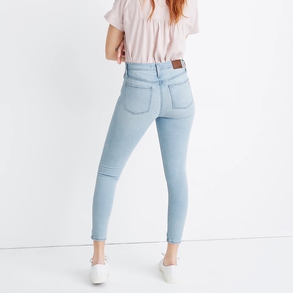 Madewell 9” Mid-rise Skinny Crop Jeans in Coolmax - Picture 2 of 10